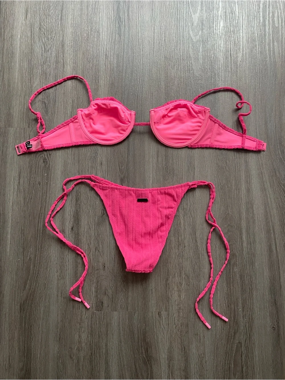 triangl swimwear Hot Pink Textured Bikini Top